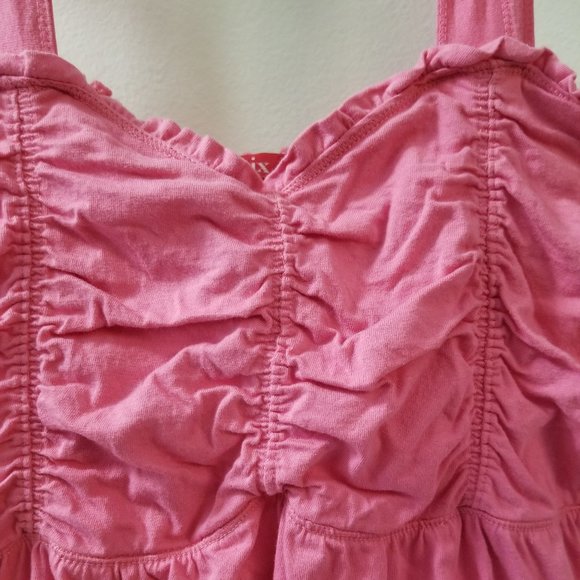 Thank top with back smocking. - Picture 3 of 7